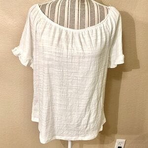 NWT Ninety Tunic Top Large White Short Ruffled Sleeves Texture Fabric BoatNeck